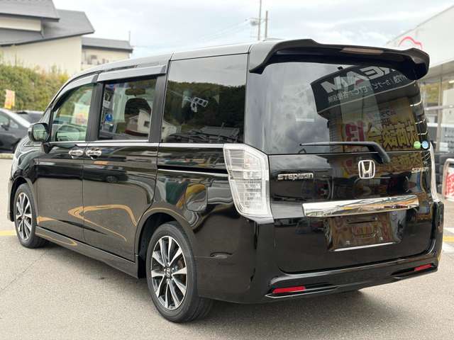 ホンダ ステップワゴン　スパーダ ２．０ スパーダ Ｚ クールスピリット H26年 (近畿) 99
