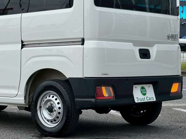 ダイハツ ハイゼットカーゴ ６６０ デラックス R4年 (近畿) 99