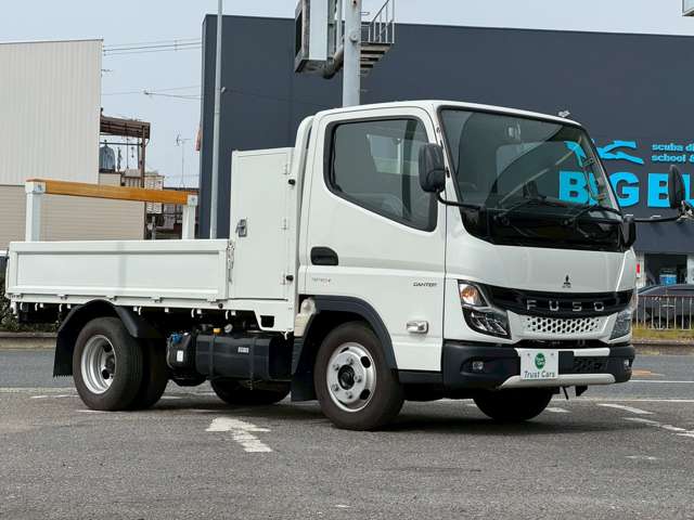 三菱フソウ キャンター ３．０ 全低床 ディーゼルターボ R4年 (近畿) 99