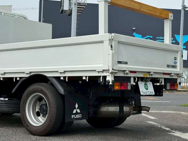 三菱フソウ キャンター ３．０ 全低床 ディーゼルターボ R4年 (近畿) 99