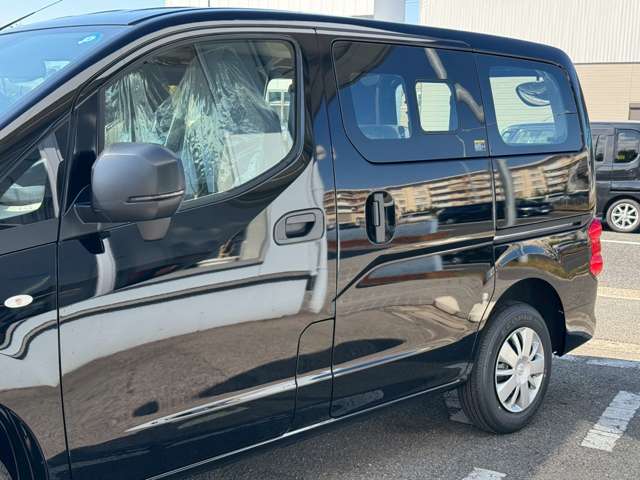 日産 ＮＶ２００バネットバン １．６ ＶＸ R8年 (近畿) 99