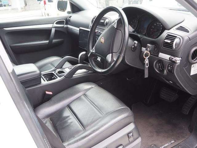ポルシェ カイエン ３．２ ティプトロニックＳ ４ＷＤ H16年 (近畿) 99