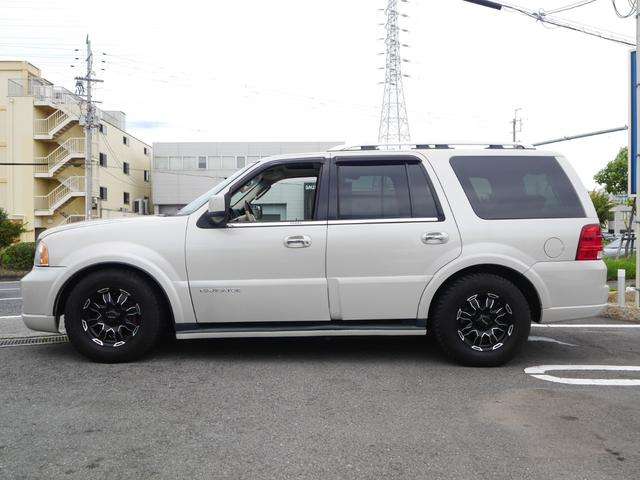 リンカーン ナビゲーター アルティメイト ５．４ ４ＷＤ H18年 (近畿) 99