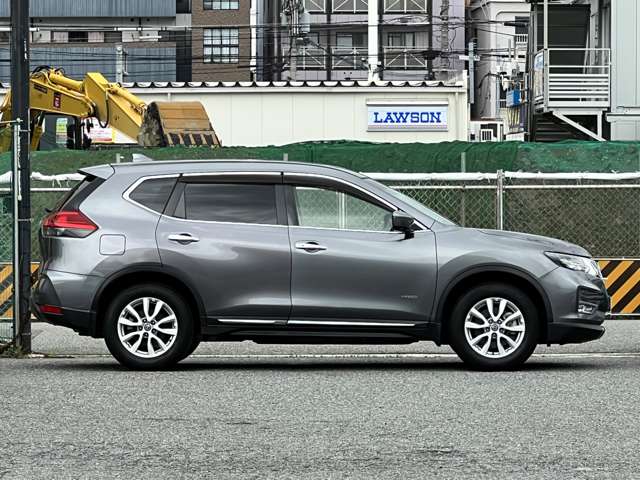 日産 エクストレイル　ハイブリッド ２．０ ２０Ｘ ハイブリッド H29年 (近畿) 99
