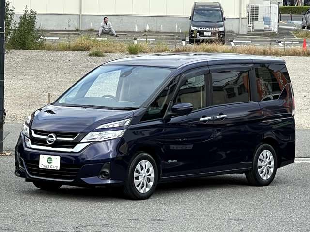 日産 セレナ ２．０ Ｘ H28年 (近畿) 99