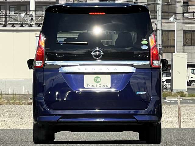 日産 セレナ ２．０ Ｘ H28年 (近畿) 99