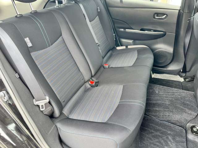 日産 リーフ Ｇ H30年 (近畿) 99