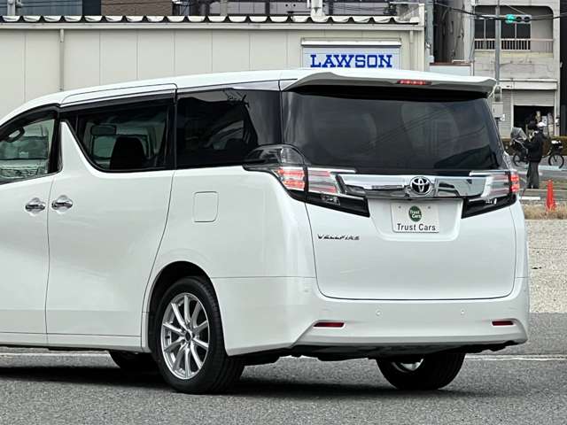 トヨタ ヴェルファイア ２．５ Ｘ H27年 (近畿) 99