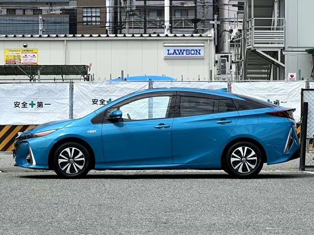 トヨタ プリウスＰＨＶ １．８ Ｓ ナビパッケージ H29年 (近畿) 99