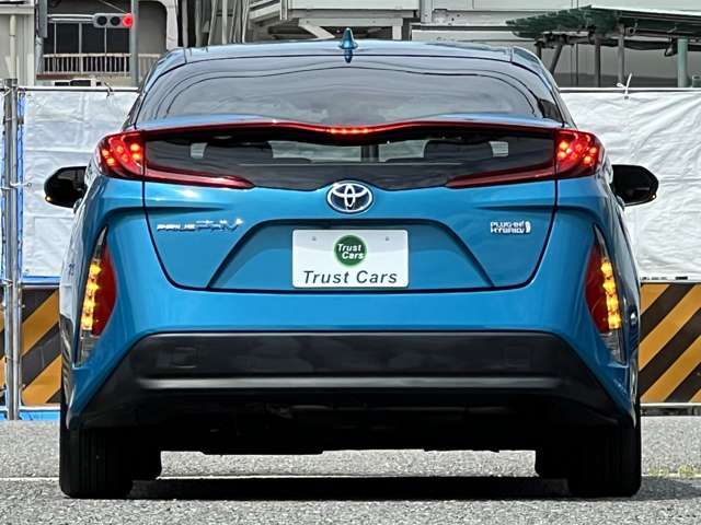 トヨタ プリウスＰＨＶ １．８ Ｓ ナビパッケージ H29年 (近畿) 99