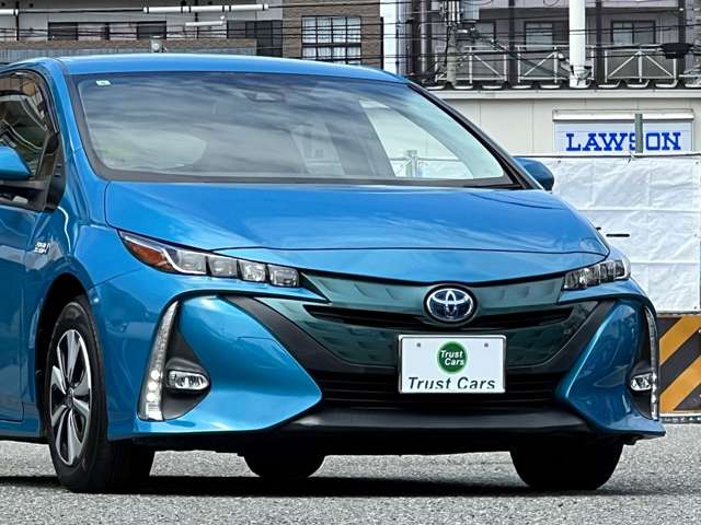 トヨタ プリウスＰＨＶ １．８ Ｓ ナビパッケージ H29年 (近畿) 99