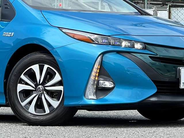 トヨタ プリウスＰＨＶ １．８ Ｓ ナビパッケージ H29年 (近畿) 99