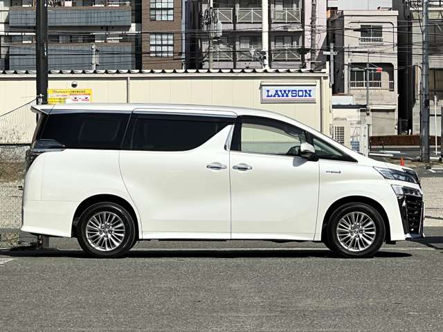 トヨタ ヴェルファイア　ハイブリッド ハイブリッド ２．５ ＺＲ Ｅ－ＦＯＵＲ ４ＷＤ R1年 (近畿) 99