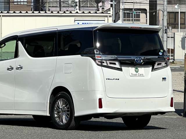トヨタ ヴェルファイア　ハイブリッド ハイブリッド ２．５ ＺＲ Ｅ－ＦＯＵＲ ４ＷＤ R1年 (近畿) 99