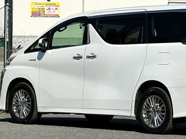トヨタ ヴェルファイア　ハイブリッド ハイブリッド ２．５ ＺＲ Ｅ－ＦＯＵＲ ４ＷＤ R1年 (近畿) 99