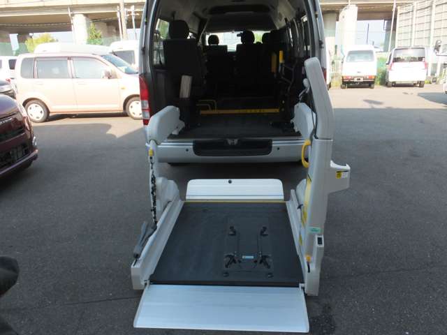 トヨタ ハイエースコミューター ２．７ ＧＬ H25年 (近畿) 99