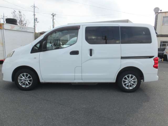 日産 ＮＶ２００バネットバン １．６ チェアキャブ 車イス２名仕様 H27年 (近畿) 99