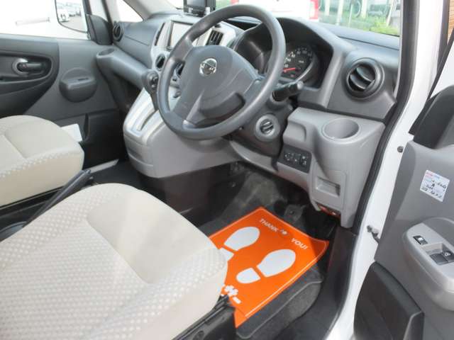 日産 ＮＶ２００バネットバン １．６ チェアキャブ 車イス２名仕様 H27年 (近畿) 99