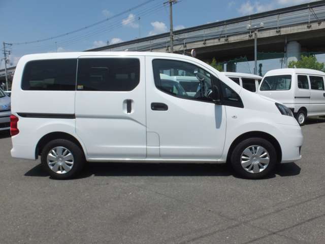 日産 ＮＶ２００バネットバン １．６ チェアキャブ 車イス２名仕様 R1年 (近畿) 99