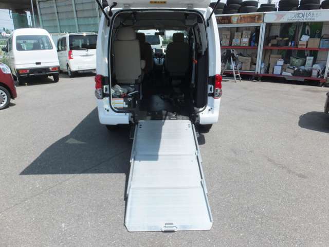 日産 ＮＶ２００バネットバン １．６ チェアキャブ 車イス２名仕様 R1年 (近畿) 99