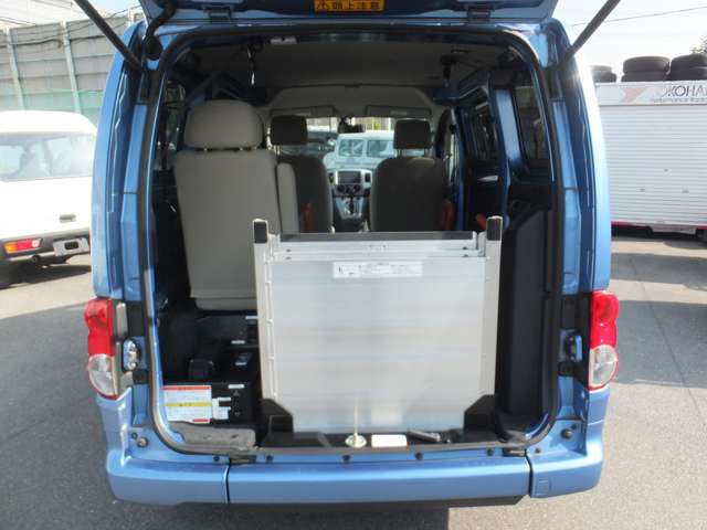 日産 ＮＶ２００バネットバン １．６ チェアキャブ 車イス２名仕様 H29年 (近畿) 99