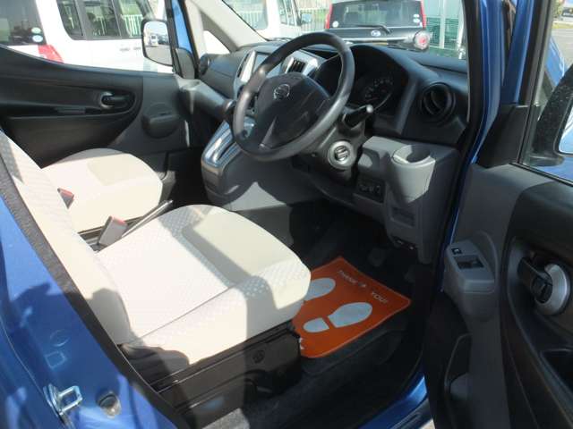 日産 ＮＶ２００バネットバン １．６ チェアキャブ 車イス２名仕様 H29年 (近畿) 99