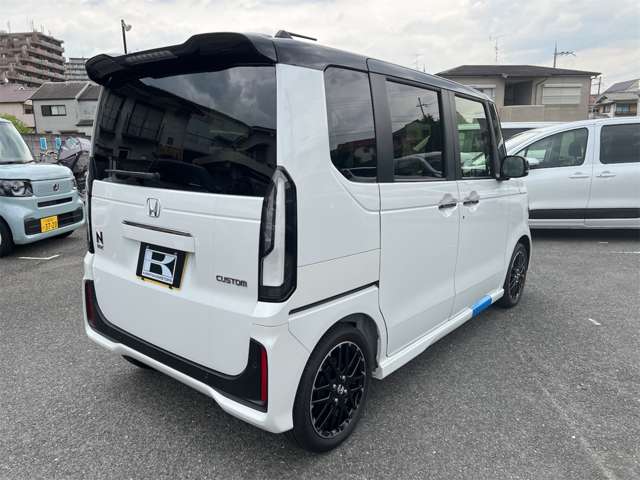 ホンダ Ｎ　ＢＯＸ カスタム ６６０ ターボ コーディネートスタイル ２トーン R7年 (近畿) 99