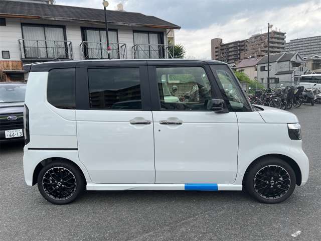 ホンダ Ｎ　ＢＯＸ カスタム ６６０ ターボ コーディネートスタイル ２トーン R7年 (近畿) 99