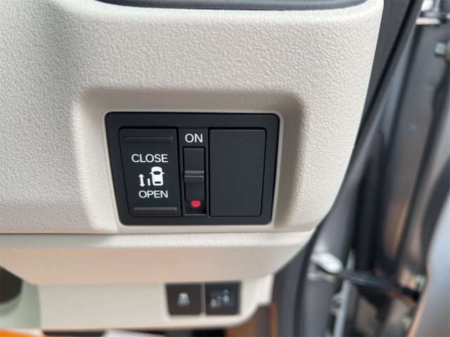 ホンダ Ｎ　ＢＯＸ ６６０ R8年 (近畿) 99