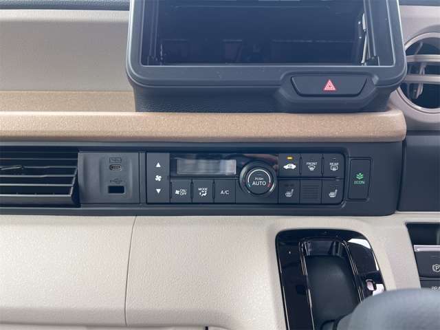 ホンダ Ｎ　ＢＯＸ ６６０ R8年 (近畿) 99