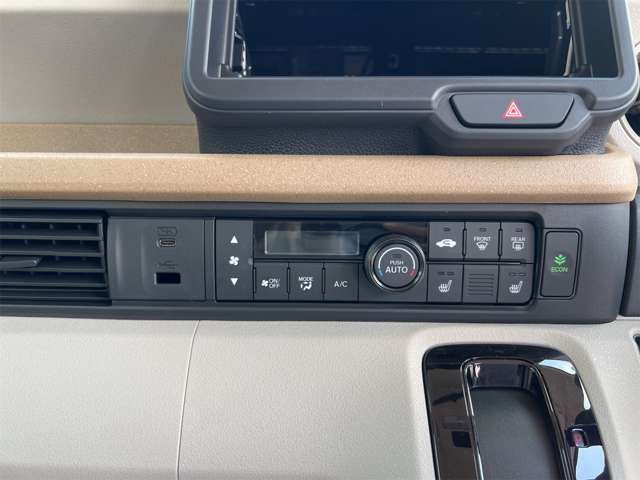 ホンダ Ｎ　ＢＯＸ ６６０ ファッションスタイル モノトーン R7年 (近畿) 99