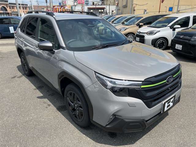 スバル フォレスター　ハイブリッド ２．５ エックスブレイク Ｓ：ＨＥＶ ＥＸ ４ＷＤ R8年 (近畿) 99