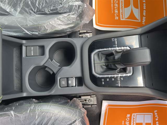 スバル フォレスター　ハイブリッド ２．５ エックスブレイク Ｓ：ＨＥＶ ＥＸ ４ＷＤ R8年 (近畿) 99