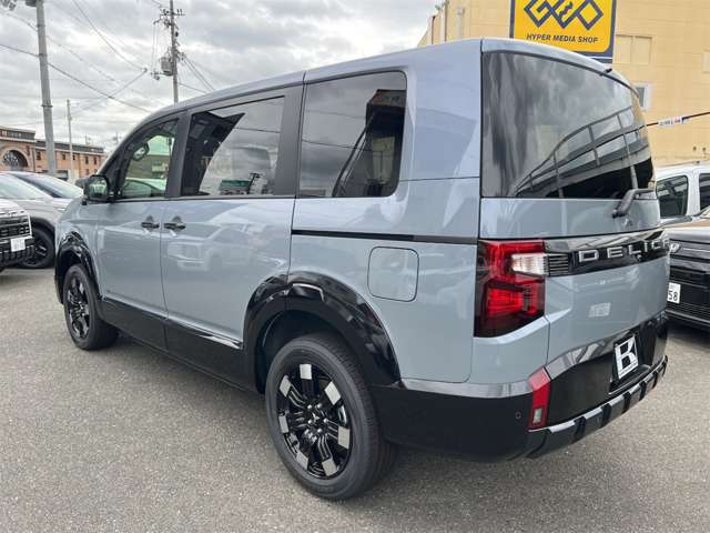 三菱 デリカ　Ｄ：５ ２．２ Ｐ ディーゼルターボ ４ＷＤ R8年 (近畿) 99
