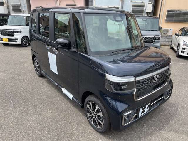 ホンダ Ｎ　ＢＯＸ カスタム ６６０ コーディネートスタイル ２トーン R8年 (近畿) 99