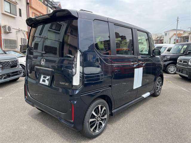ホンダ Ｎ　ＢＯＸ カスタム ６６０ コーディネートスタイル ２トーン R8年 (近畿) 99