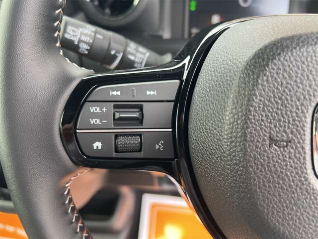 ホンダ Ｎ　ＢＯＸ カスタム ６６０ コーディネートスタイル ２トーン R8年 (近畿) 99