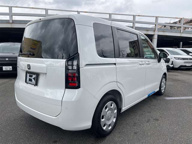 ホンダ フリード １．５ エアー R8年 (近畿) 99