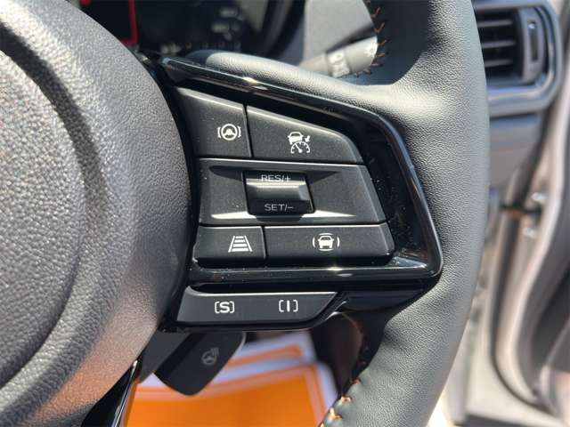 スバル フォレスター １．８ スポーツ ＥＸ ブラック セレクション ４ＷＤ R8年 (近畿) 99