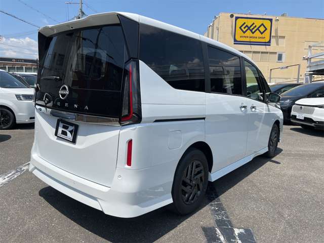 日産 セレナ ２．０ ハイウェイスターＶ R8年 (近畿) 99