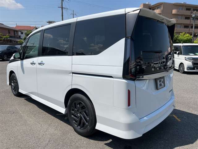 日産 セレナ １．４ Ｅ－ＰＯＷＥＲ ハイウェイスターＶ R8年 (近畿) 99