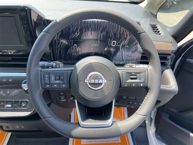 日産 セレナ １．４ Ｅ－ＰＯＷＥＲ ハイウェイスターＶ R8年 (近畿) 99
