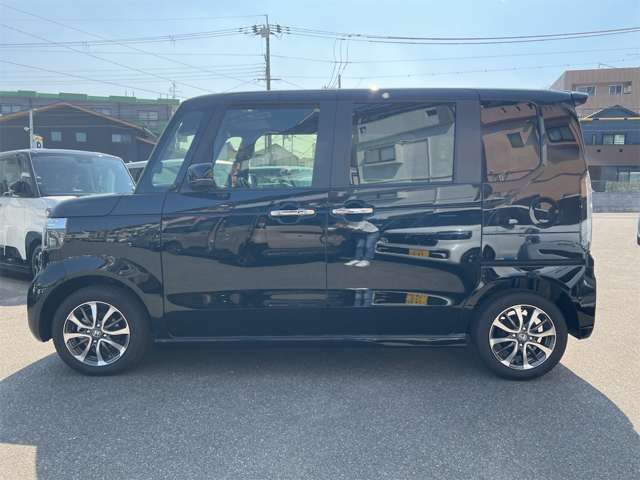ホンダ Ｎ　ＢＯＸ カスタム ６６０ R7年 (近畿) 99