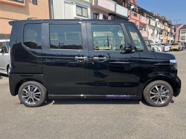 ホンダ Ｎ　ＢＯＸ カスタム ６６０ R7年 (近畿) 99