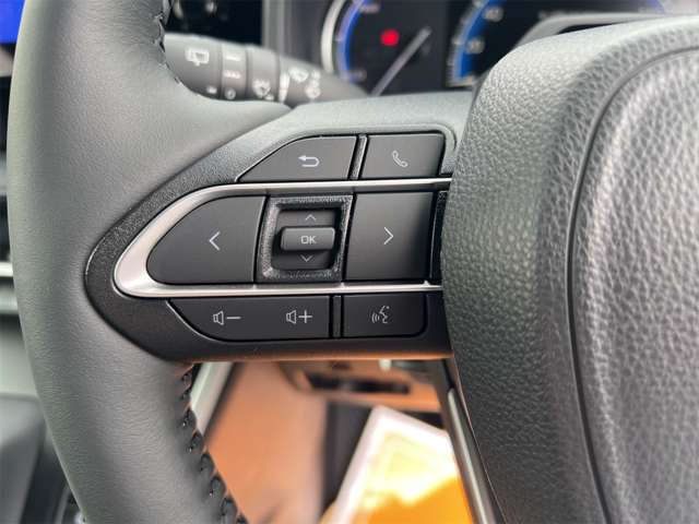 トヨタ ヴォクシー １．８ ハイブリッド Ｓ－Ｚ R8年 (近畿) 99