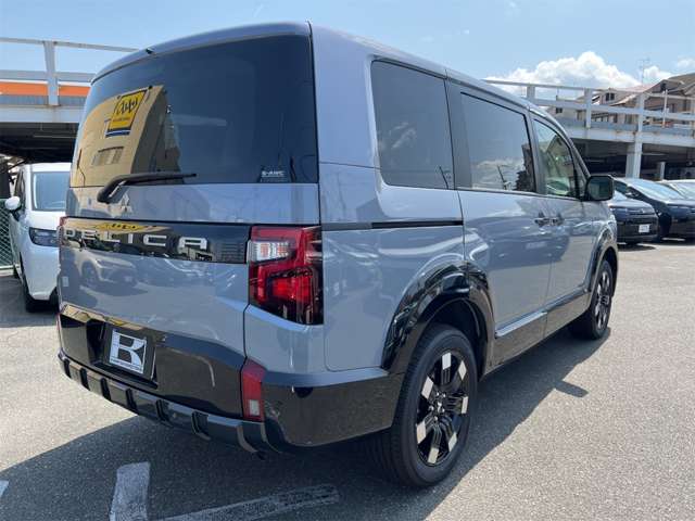三菱 デリカ　Ｄ：５ ２．２ Ｐ ディーゼルターボ ４ＷＤ R8年 (近畿) 99