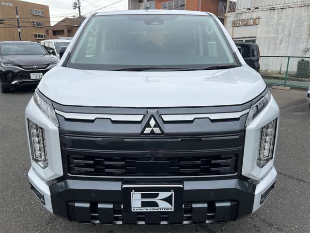 三菱 デリカ　Ｄ：５ ２．２ Ｐ ディーゼルターボ ４ＷＤ R8年 (近畿) 99