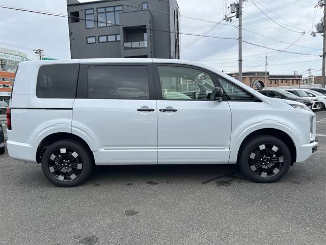 三菱 デリカ　Ｄ：５ ２．２ Ｐ ディーゼルターボ ４ＷＤ R8年 (近畿) 99