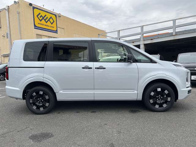 三菱 デリカ　Ｄ：５ ２．２ Ｐ ディーゼルターボ ４ＷＤ R8年 (近畿) 99