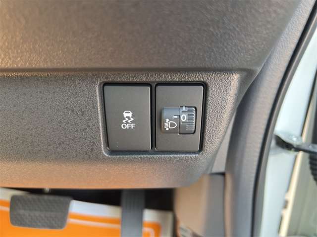 ホンダ Ｎ　ＢＯＸ カスタム ６６０ R7年 (近畿) 99